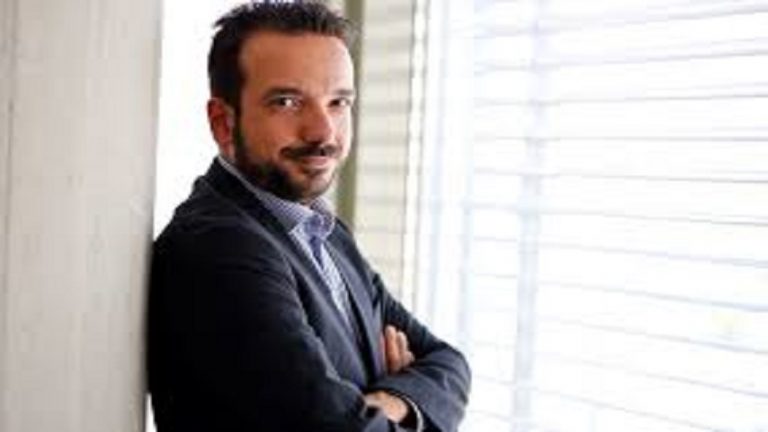 12Φεβ2018 – Μάθε τι παίζει – Πέτρος Λεκάκης