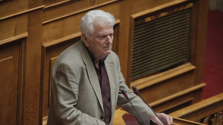 11Οκτ2018 –  Μάθε τι παίζει –  Τριαντάφυλλος Μηταφίδης