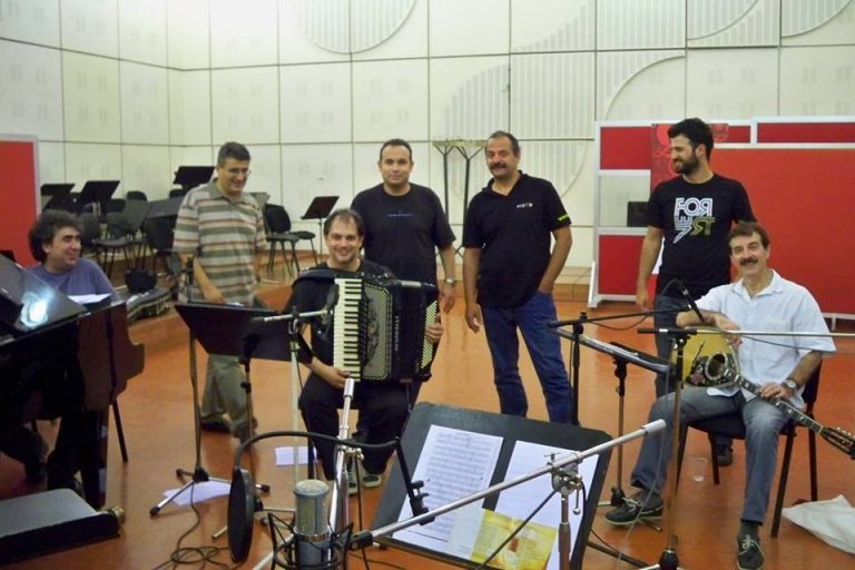 “Ησυχία Γράφουμε”(από το αρχείο της εκπομπής) Σάββατο 1 Δεκεμβρίου 2018, Ο Κώστας Μακεδόνας  στο Δεύτερο Πρόγραμμα της Ελληνικής Ραδιοφωνίας