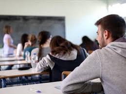 05Ιον2019 –  Μάθε τι παίζει – Κώστας Αμπατζίδης