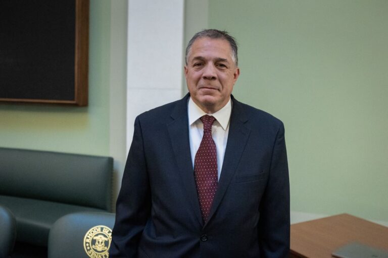 Ο Γερουσιαστής Λεωνίδας Ραπτάκης στην εκπομπή ”Απολύτως σχετικό” | 01.02.2023