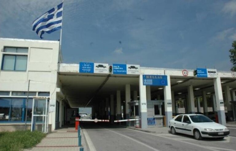 Ο γενικός γραμματέας της ομοσπονδίας τελωνειακών υπαλλήλων, Γιάννης Χατζηπασχάλης, στον 102FM | 03.04.2024
