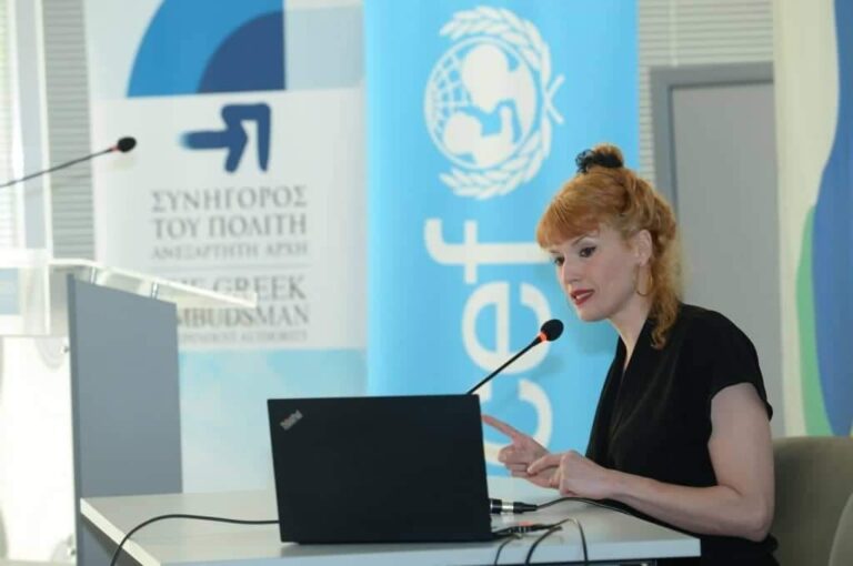 Η Βοηθός Συνηγόρου του Πολίτη- Συνήγορος του Παιδιού  Θεώνη Κουφονικολάκου, στον 102FM | «Εδώ και Τώρα» | 12.02.2024
