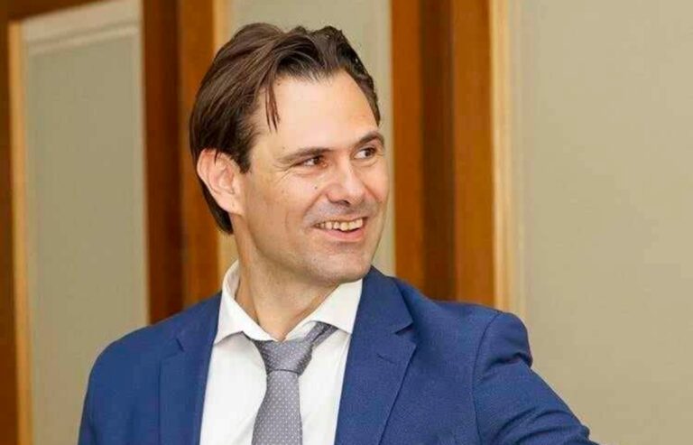 Ο δήμαρχος Θερμαϊκού Θεόδωρος Τζέκος στον 102FM | «Αίθουσα Σύνταξης» | 12.03.2024