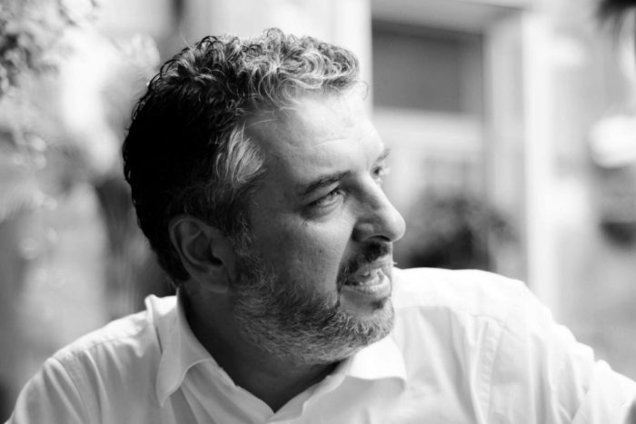 O αν. καθηγητής του ΠΑΜΑΚ και επικεφαλής του Προγράμματος ΝΑ Ευρώπης του ΕΛΙΑΜΕΠ Ιωάννης Αρμακόλας, στον 102FM | «Αίθουσα Σύνταξης» | 18.06.2024