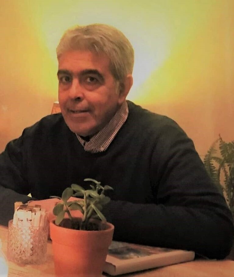 Ο Πρόεδρος του Πανελλήνιου Συλλόγου Εργαζομένων  στον ΕΟΠΥΥ Κώστας Κερασίδης, στον 102FM | «Εδώ και Τώρα» | 17.10.2024