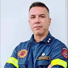 Ο Πρόεδρος Πανελλήνιας Ομοσπονδίας Ενώσεων Υπαλλήλων  Πυροσβεστικού Σώματος Νίκος Λαυράνος, στον 102FM | «Αίθουσα Σύνταξης» | 13.06.2025