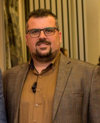Ο Πρόεδρος του Συνδέσμου Φροντιστών Βορείου Ελλάδος Νίκος Πετρόπουλος, στον 102FM | «Αίθουσα Σύνταξης» | 26.06.2025
