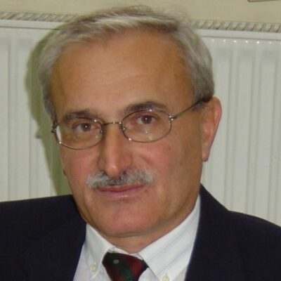 Ο Ομότιμος καθηγητής Χημείας του Περιβάλλοντος στο Α.Π.Θ.  Κωνσταντίνος Φυτιάνος, στον 102FM | «Αίθουσα Σύνταξης» | 14.07.2025