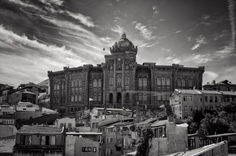 “Κουβέντες μακρινές” για τη Μεγάλη του Γένους Σχολή | 14.07.2025