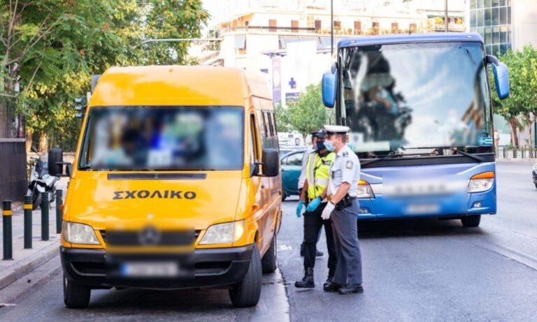 O Αστυνόμος Β΄, εκπρόσωπος Τροχαίας Θεσσαλονίκης Παντελής Σπυρίδης, στον 102FM | «Αίθουσα Σύνταξης» | 25.08.2025