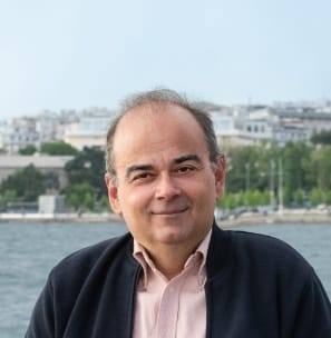 Ο πρόεδρος του Συλλόγου Τριτέκνων Θεσσαλονίκης Τρίαινα και Εντεταλμένος Δημοτικός Σύμβουλος Θεσσαλονίκης για θέματα δημογραφικού, Στέλιος Τσούλιας | 102FM | 26.08.2025