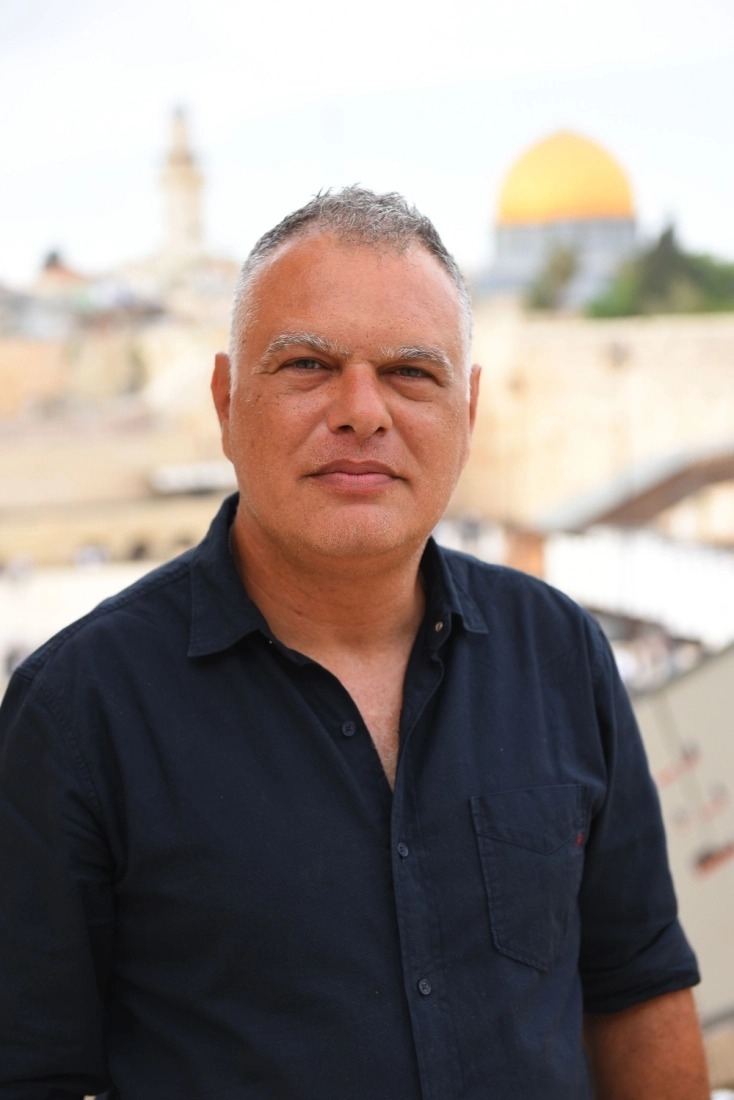 O καθηγητής Διεθνών Σχέσεων Γαβριήλ Χαρίτος | 102FM | 07.10.2025