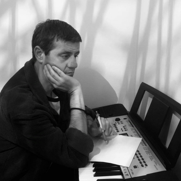 O Γρηγόρης Αργυρόπουλος επιμελείται ένα αφιέρωμα στον Γιώργο Ζαμπέτα | Τζουκ Μποξ | 25/09/2025