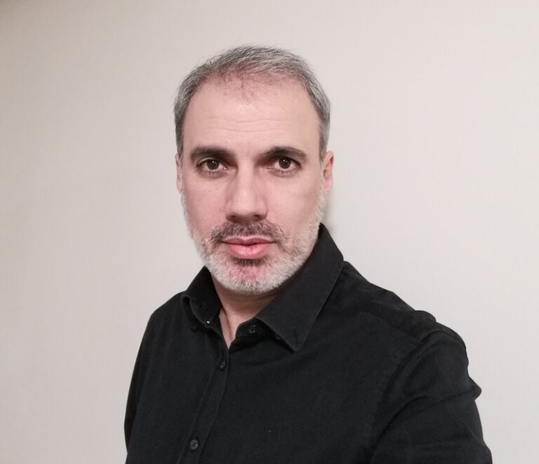 Ο Διευθυντής του Πολιτικού Γραφείου του Νίκου Ανδρουλάκη στη Θεσσαλονίκη Δημήτρης Σαρηγιάννης, στον 102FM | «Αίθουσα Σύνταξης» | 09.09.2025