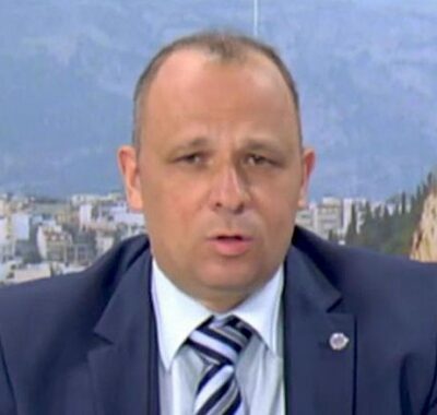 O επίτιμος πρόεδρος της Π.Ο.Μ.Ε.Ν.Σ. Δημήτρης Ρώτας | 102FM | 09.10.2025