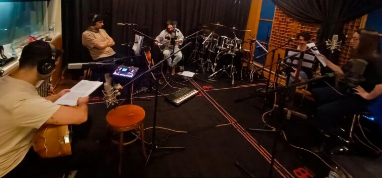 Ακούστικ σε σαλόνια. Με τους Σταύρο Τσαντέ, Usurum, Ναξάκη γ., Γείτονες στο στούντιο του 9.58 | Τζουκ Μποξ | 13/11/2025