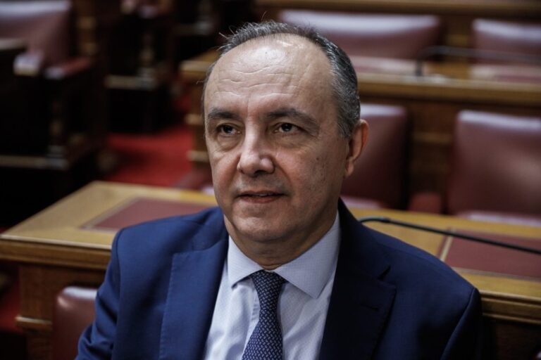 Ο Θόδωρος Καράογλου, στον 102FM | «Πανόραμα Επικαιρότητας» | 02.11.2025