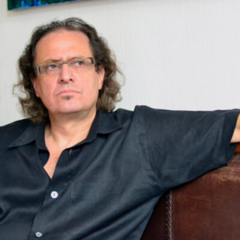 O Kώστας Παπακωστόπουλος, σκηνοθέτης και Καλλιτεχνικός Διευθυντής του Ελληνογερμανικού Θεάτρου Κολωνίας, στην εκπομπή ”Πάρε τον Χρόνο σου” | 07.11.2025