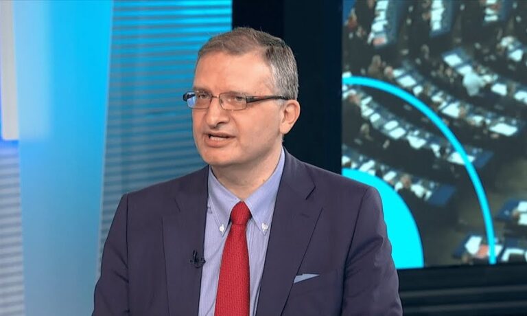 Ο Εκπρόσωπος Τύπου της «ΝΙΚΗΣ» Δήμος Θανάσουλας, στον 102FM | «Πανόραμα Επικαιρότητας» | 22.11.2025