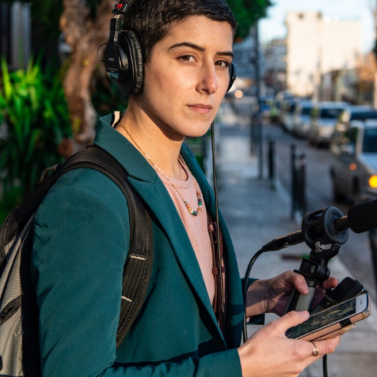 Infinitely Curious: Η ερευνήτρια-δημοσιογράφος Λυδία Εμμανουηλίδου για την κρίση της κτηνοτροφίας στην Ελλάδα | 11.01.2026