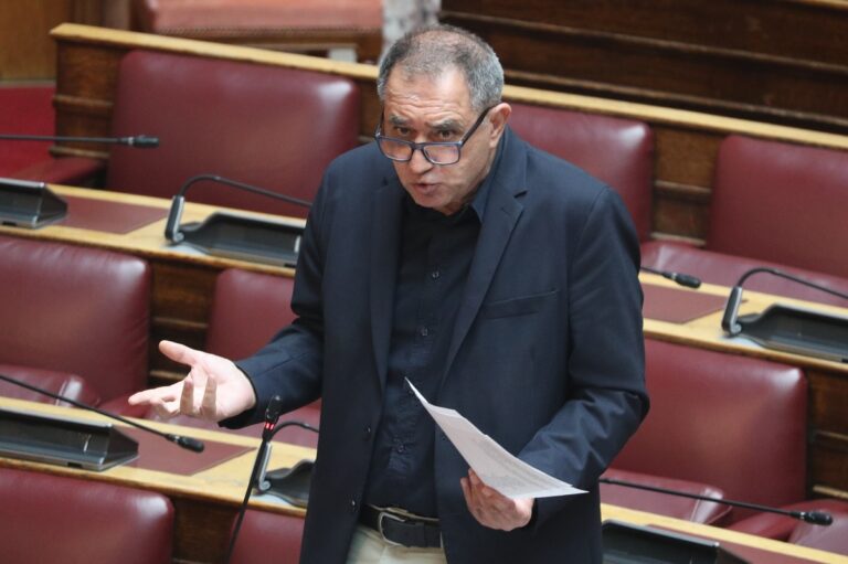 Ο Βουλευτής του ΚΚΕ Γιάννης Δελής, στον 102FM | «Πανόραμα Επικαιρότητας» | 17.01.2026