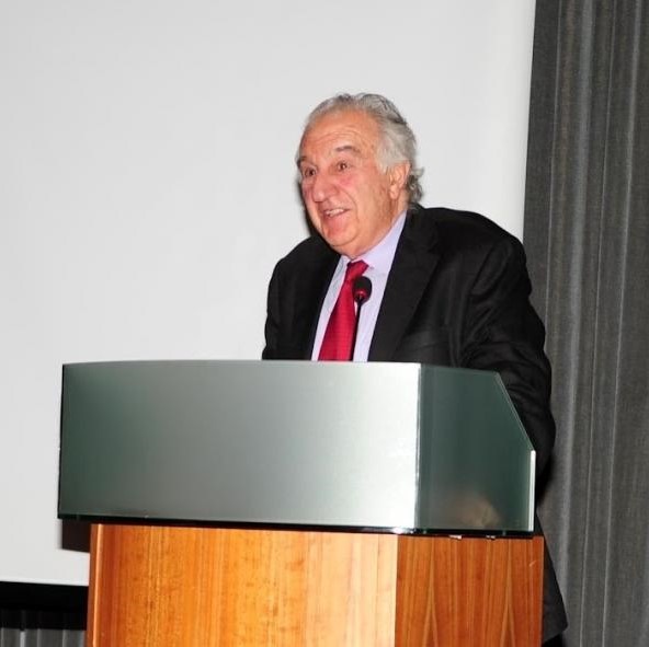 O καθηγητής Χρ. Κλαίρης από το Παρίσι για την Ελληνική Γλώσσα στην εκπομπή “Η Παγκόσμια Φωνή μας”|09.02.2026