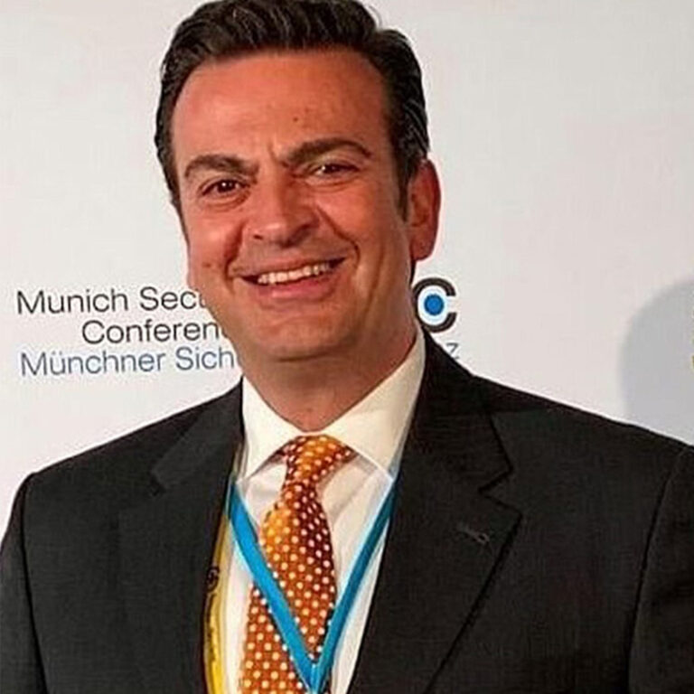 Ο Σπύρος Σιδέρης στους “Έλληνες Παντού” | 07.03.2026 