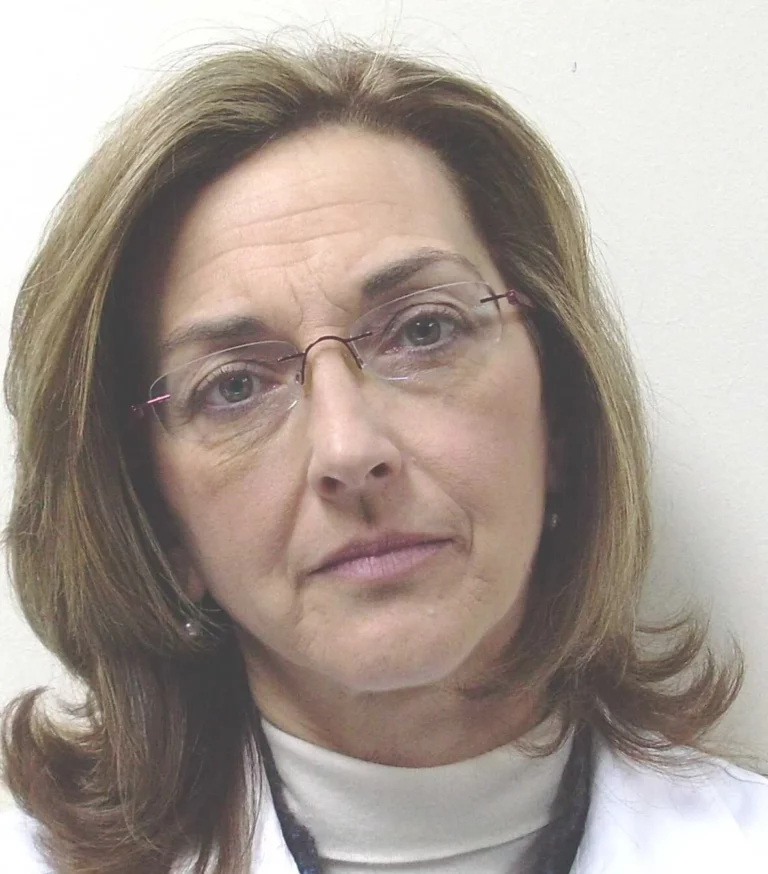 Η διευθύντρια του Αιματολογικού τμήματος του νοσοκομείου Παπαγεωργίου στη Θεσσαλονίκη, Άννα Κιουμή, στον 102FM | «Επόμενη Στάση: Ενημέρωση» | 03.04.2026