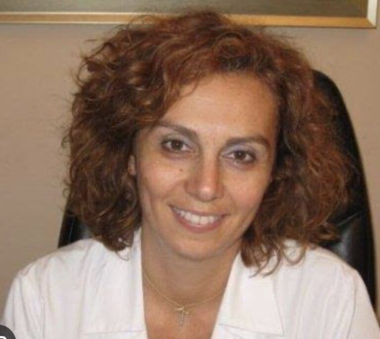 Η καθηγήτρια Δερματολογίας ΑΠΘ, Κατερίνα Πατσατσή, στον 102FM | «Επόμενη Στάση: Ενημέρωση» | 24.04.2026