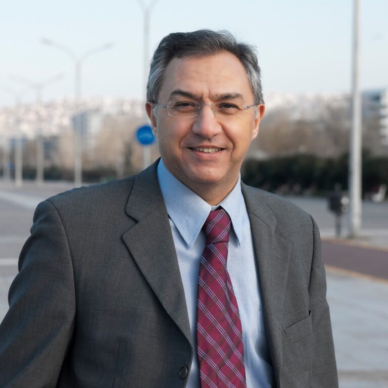 Ο Πρόεδρος και Δ/νων Σύμβουλος της Εταιρείας Μετρήσεων της Κοινής Γνώμης «To The Point» Δημήτρης Κατσαντώνης, στον 102FM της ΕΡΤ3 | «Πανόραμα Επικαιρότητας» | 17.05.2026