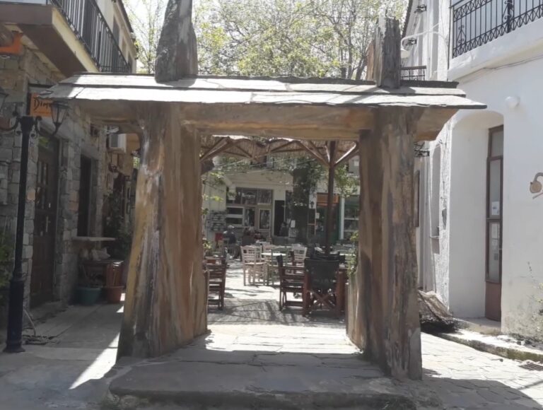 Στο Χωριό, με τον Προκόπη Αγγελόπουλο | Χριστός – Ράχες Ικαρίας