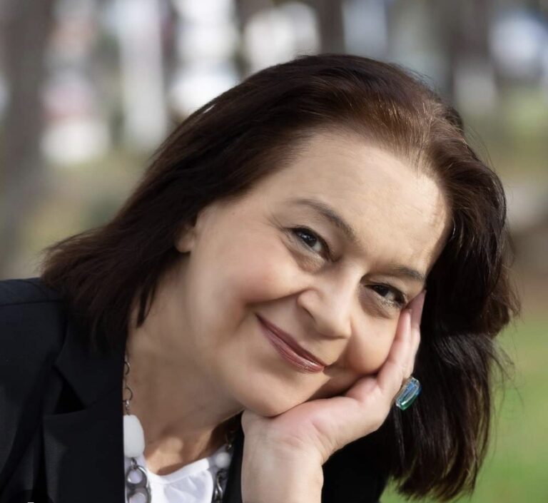 Η Δήμαρχος Καλαμαριάς Χρύσα Αράπογλου, στον 102FM | «Επόμενη Στάση: Ενημέρωση» | 26.08.2026