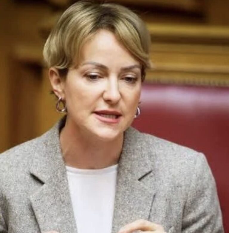 Η Εκπρόσωπος Τύπου της ΝΔ Αλεξάνδρα Σδούκου, στον 102FM | «Επόμενη Στάση: Ενημέρωση» | 07.08.2026