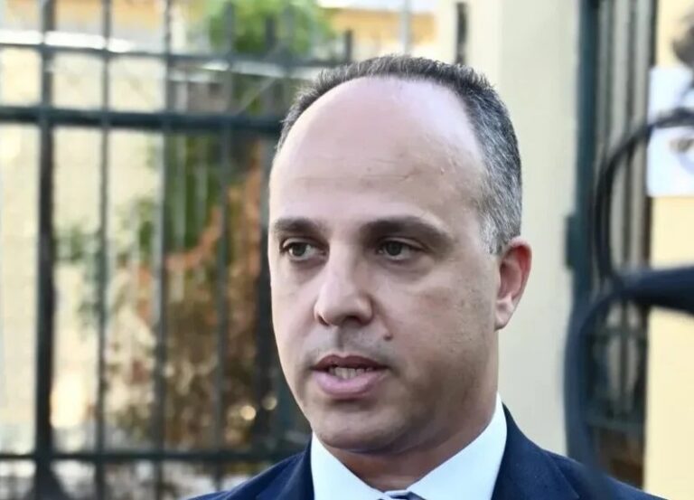 Ο δικηγόρος θυμάτων παράνομων παρακολουθήσεων, Ζαχαρίας Κεσσές, στον 102FM | «Ο Μεν και η Δε» | 10.08.2026