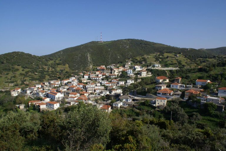Στο Χωριό, με τον Προκόπη Αγγελόπουλο – Πετριές Εύβοιας | 15.09.2026