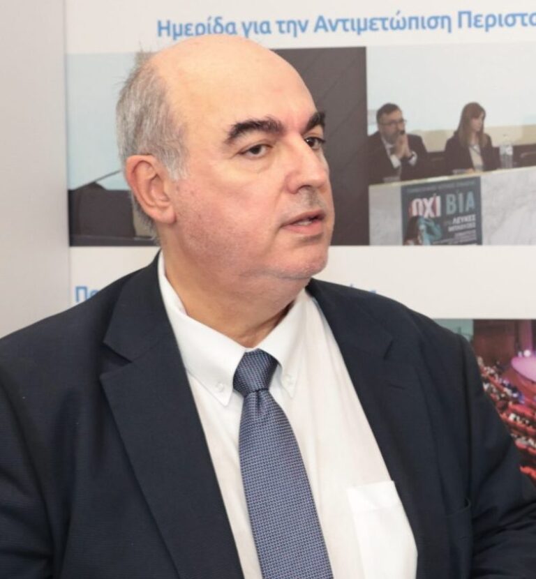 Ο πρόεδρος του Ιατρικού Συλλόγου Θεσσαλονίκης, Νίκος Μπάτζιος, στον 102FM | «Ο Μεν και η Δε» | 15.09.2026