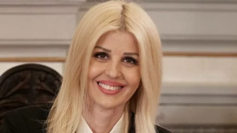 Η Υφυπουργός Κοινωνικής Συνοχής και Οικογένειας, Έλενα Ράπτη, στον 102FM | «Επόμενη Στάση: Ενημέρωση» | 28.09.2026