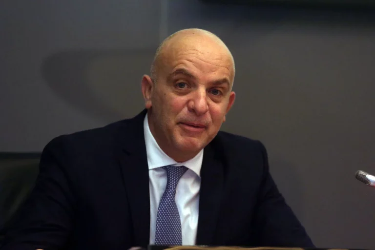 Ο Διοικητής του ΕΦΚΑ, Αλέξανδρος Βαρβέρης, στον 102FM | «Επόμενη Στάση: Ενημέρωση» | 09.09.2026